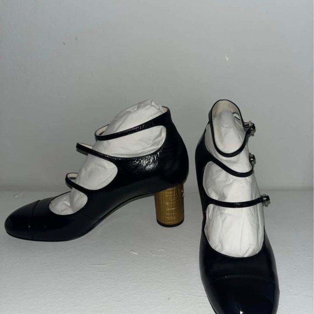 chanel mary janes winter- fall collection 2024-2025 - Picture 1 of 2